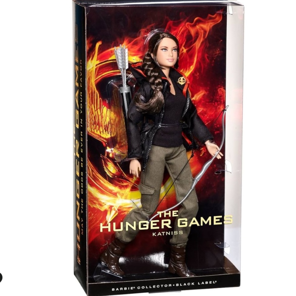 ♥️🏹 HUNGER GAMES. Katniss Everdeen Black Label Collector Barbie ♥️🏹